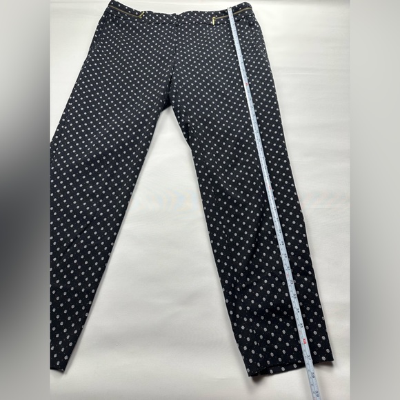 H&M high waisted black cropped pants with white patterned design Size 14. - Picture 3 of 10